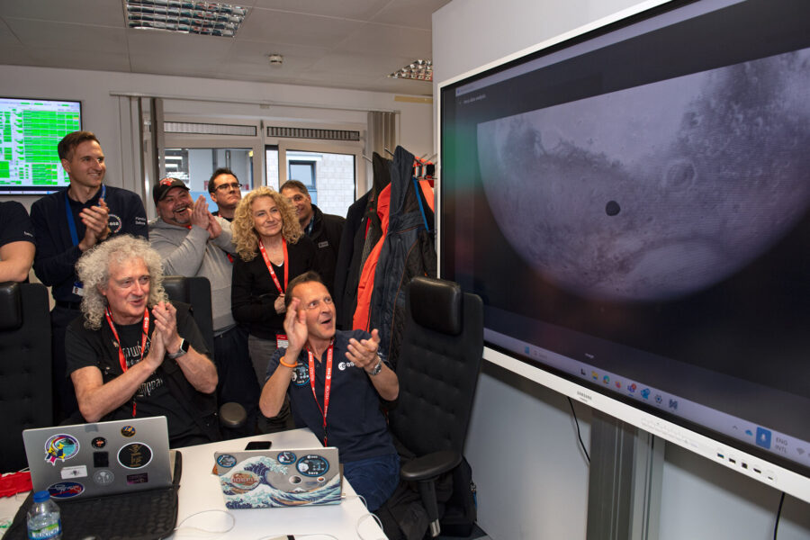 Sir Brian May and the rest of Hera's science team see Mars image arrive
