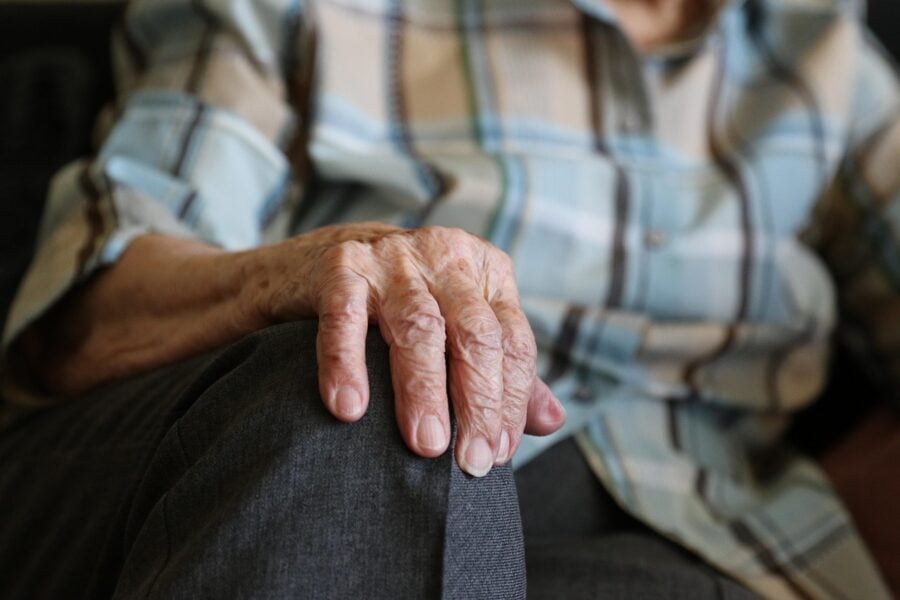 hands of elderly chinese woman