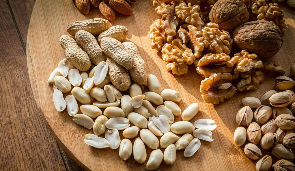 Nut consumption may aid colon cancer survival - ScienceBlog.com