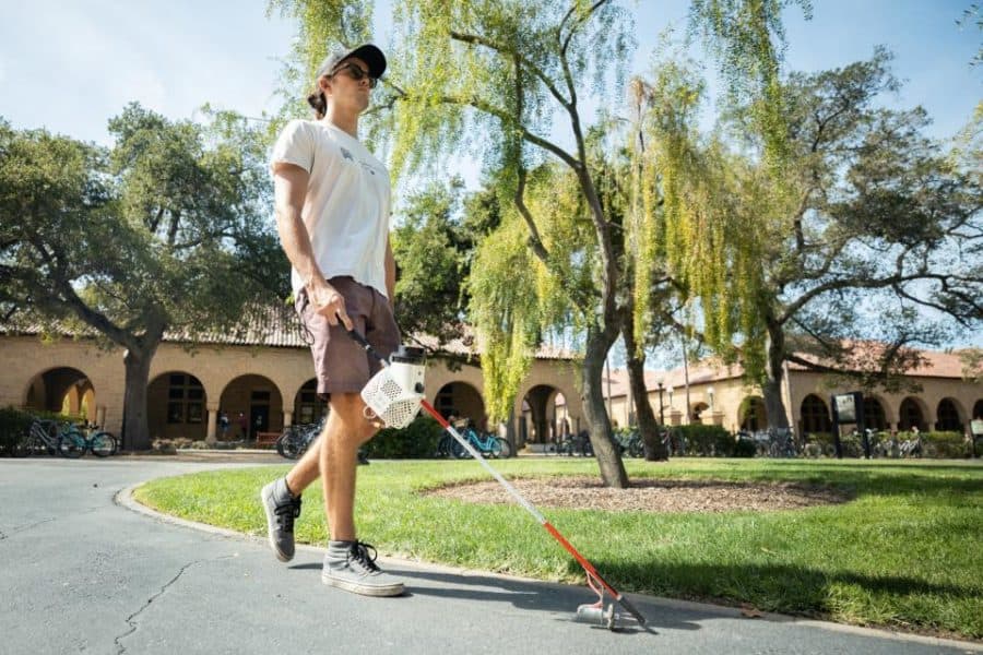 Researchers build $400 self-navigating smart cane