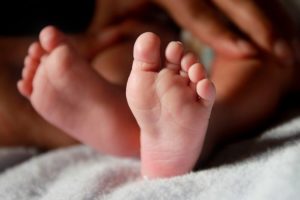 Caesarean births are not linked to an increased risk of food allergy during the first year of life, according to a new study.