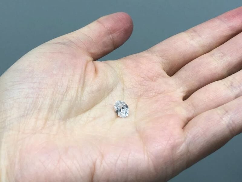 The diamond from Botswana revealed to the scientists that considerable amounts of water are stored in the rock at a depth of more than 600 kilometres. Photo: Tingting Gu, Gemological Institute of America, New York, NY, USA