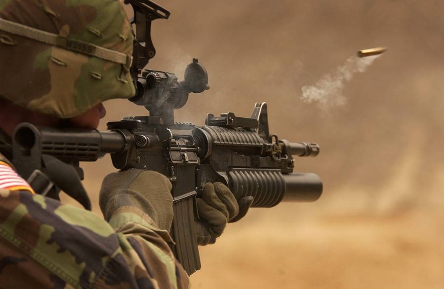 US solider shooting a rifle