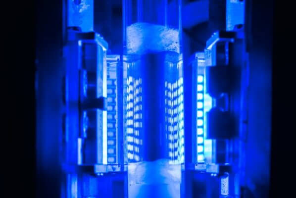 A Light-powered Catalyst Could Be Key For Hydrogen Economy