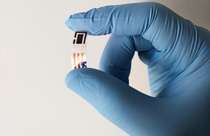 Flexible copper sensor made cheaply from ordinary materials: conductive copper adhesive tape, sheet of transparency film, paper label, nail varnish, circuit fabrication solution, and acetone