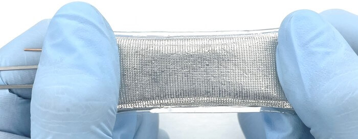 An international team of researchers has developed a technique that uses liquid metal to create an elastic material that is impervious to both gases and liquids. Applications for the material include use as packaging for high-value technologies that require protection from gases, such as flexible batteries.