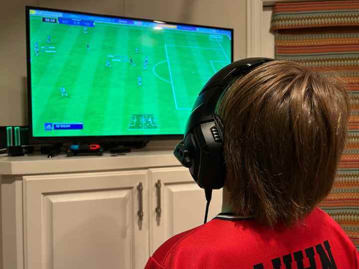 New research defies long-held worries that lots of videogame playing could hamper young children’s pace of learning. A study of fifth graders published in the Journal of Media Psychology found no meaningful links between video game playing – even for hours – and the children’s cognitive ability. The news is likely to reassure parents and thrill game-loving kids.