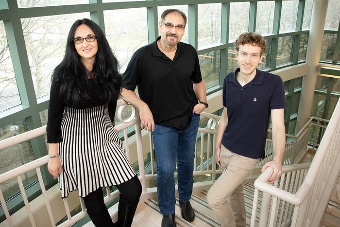  Sanda Dolcos, professor of psychology; Florin Dolcos, professor of psychology; and Paul Bogdan - graduate student in psychology. Social, Cognitive, Personality, and Emotional (SCOPE) Neuroscience Lab.