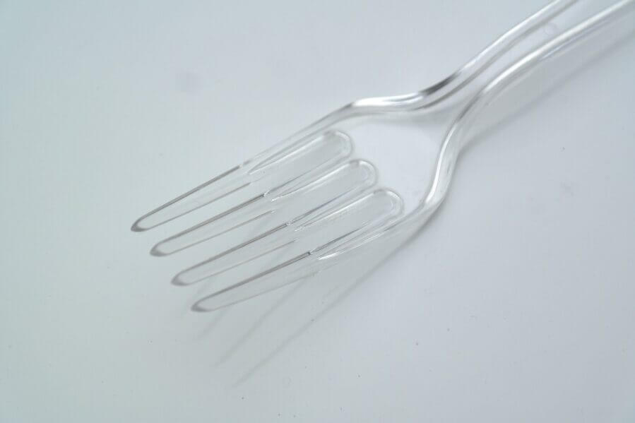 Plastic fork. Pixabay