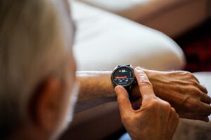 The new device could be directly incorporated into smartwatches and fitness trackers for real-time data processing and near-instant diagnostics.