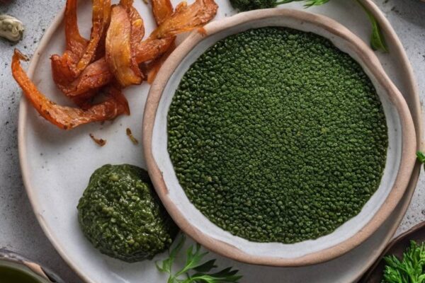 Algae as a surprising meat alternative and source of environmentally friendly protein