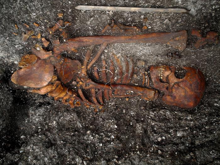 Skeleton at the site in Jubuicabeira II, Brazil.