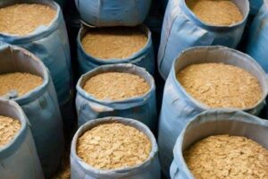 oats in barrels