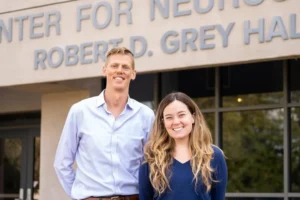Prof. Alex Nord, right and graduate student Tracy Warren have discovered genetic variants linked to some symptoms of schizophrenia that are currently hard to treat. The work could lead to new insights and treatments for the disease. (Sasha Bakhter, UC Davis College of Biological Sciences)
