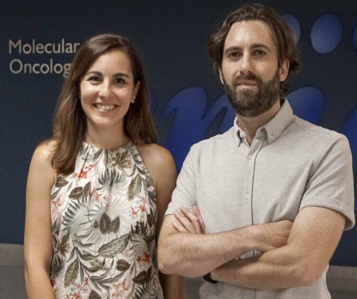 Ana Ortega-Molina, primary author and current researcher at the Severo Ochoa Molecular Biology Centre, and Alejo Efeyan, senior author, from the CNIO Metabolism and Cell Signalling Group. Credit: /CNIO.