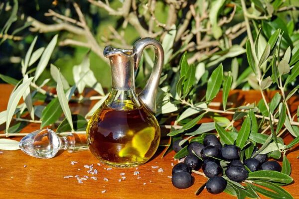 Olive oil and olives