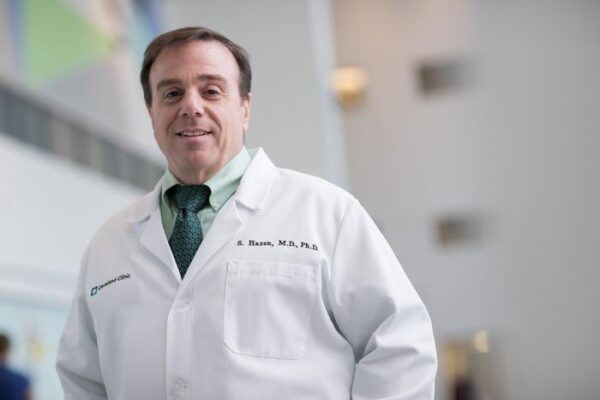 New Cleveland Clinic research, led by Dr. Stanley Hazen, shows that consuming foods with erythritol, a popular artificial sweetener, increases risk of cardiovascular events.