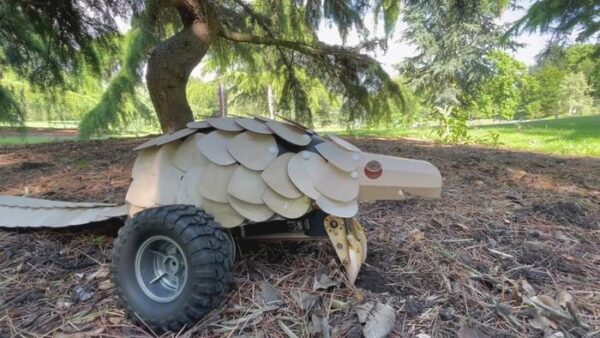 Plantolin the robot pangolin