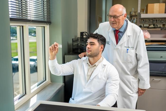 A TTUHSC research team published new evidence suggesting that the blood-brain barrier (BBB) remains largely intact in a commonly used mouse model of Alzheimer’s disease.