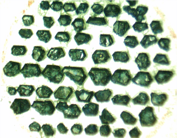 Crystals That Refuse To Sit Still May Shape Tomorrow’s Quantum Machines