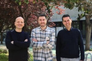 From left to right: Xavier Trepat, Pau Guillamat and Marino Arroyo.