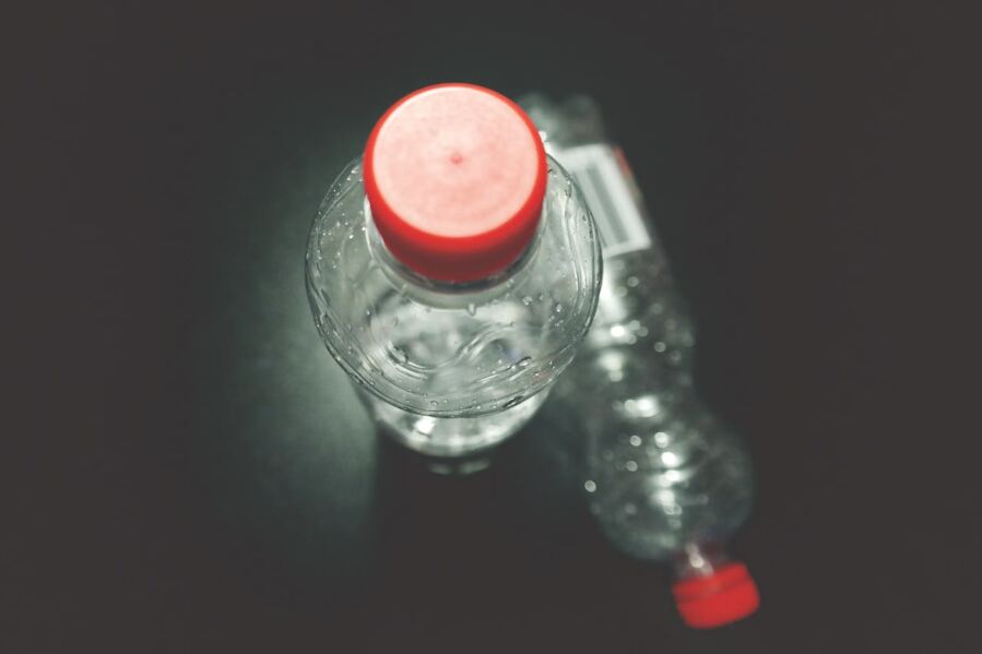 Living Plastic Can Self-Destruct on Command Living Plastic Can Self-Destruct on Command
