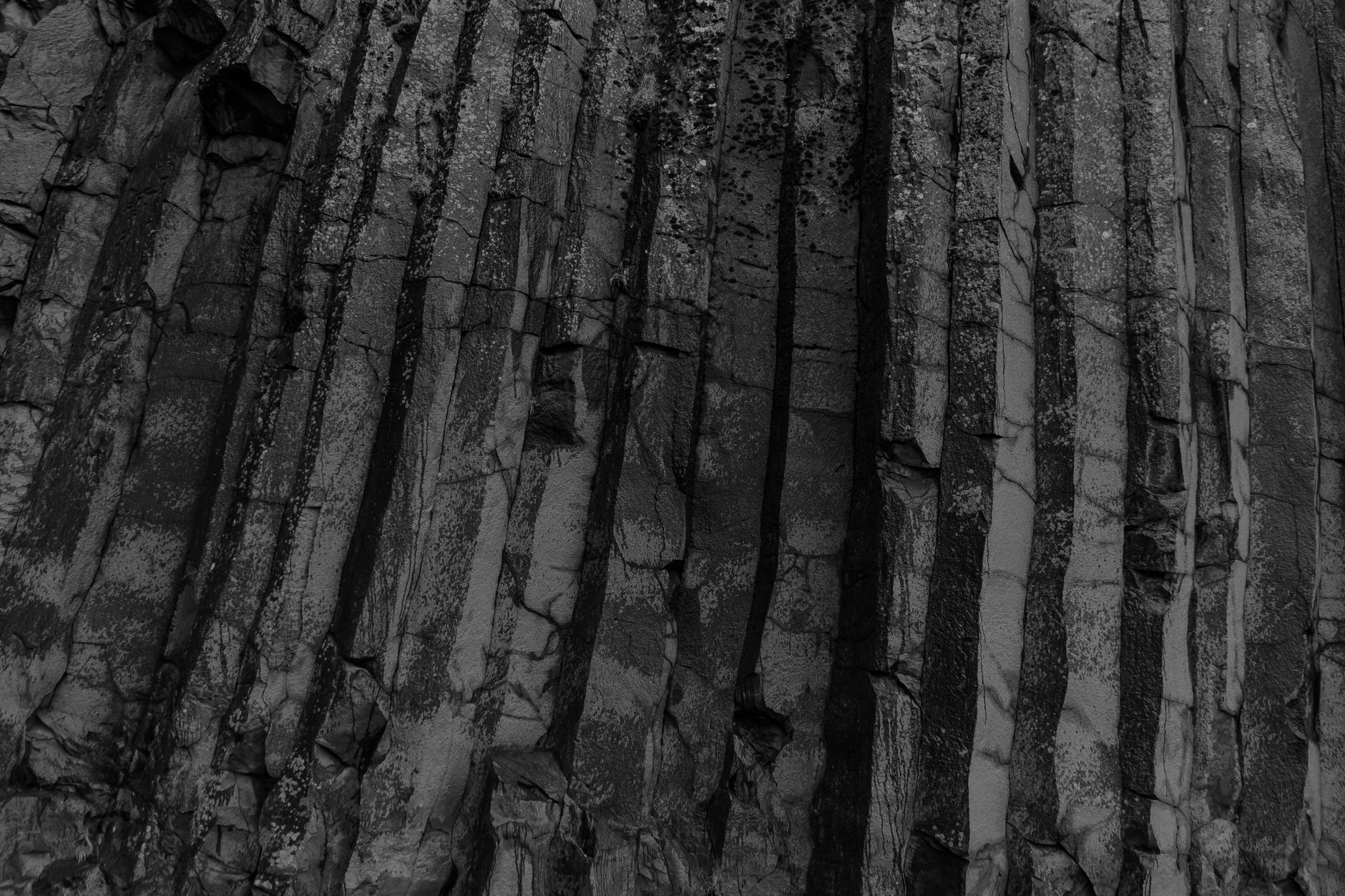 Close view of tall basalt columns in Iceland